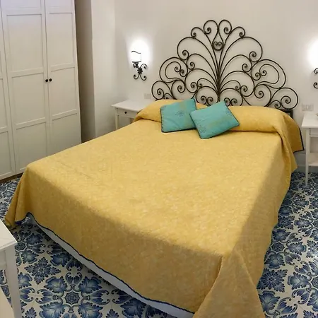 Il Porto Casa Feriehus Capri