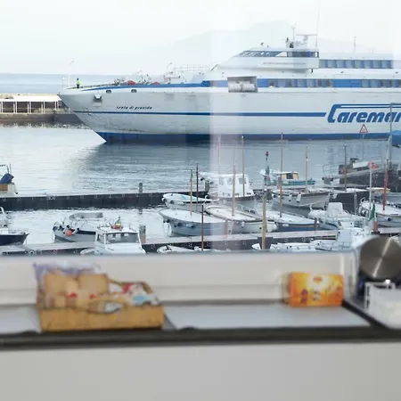 Il Porto Casa Tatil Evi Capri